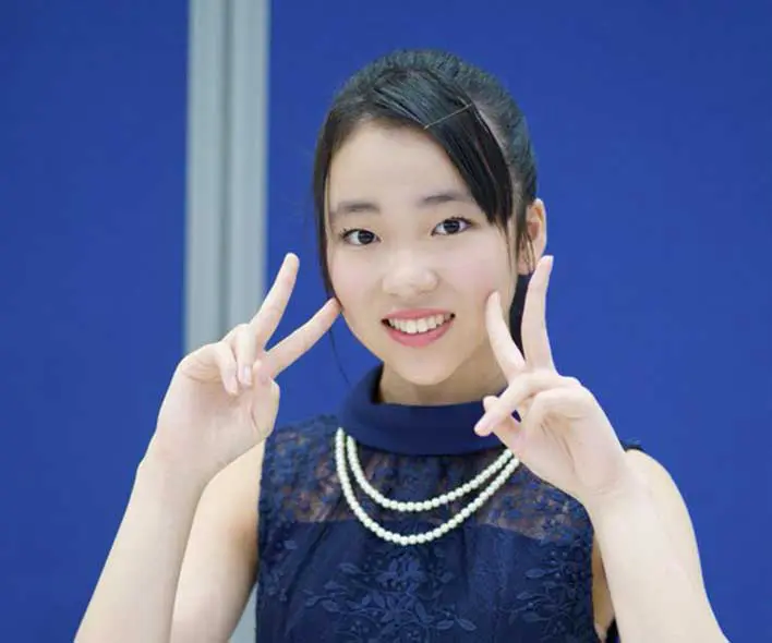 梅谷心愛 うめたにこころ 最新歌動画がすごい 美空ひばり博士ちゃんの中学や家族は マリ子の部屋へ